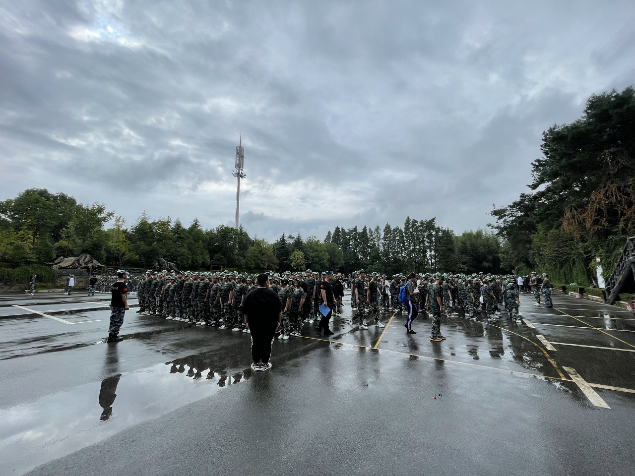 2021武漢商學(xué)院本科助學(xué)班軍訓(xùn)